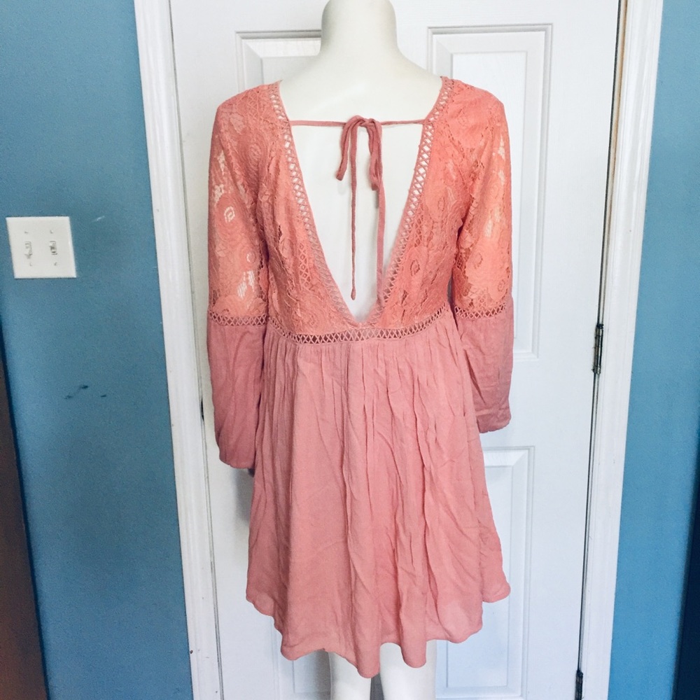 LOVE RICHE | Women’s Long Sleeve Lace Dress Blush - Picture 6 of 8
